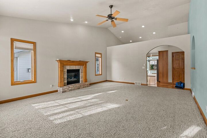 Property Photo:  4801 N Fallview Lane  WI 54913 