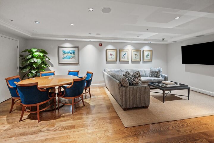 Property Photo: 801 S Olive Avenue 615 FL 33401