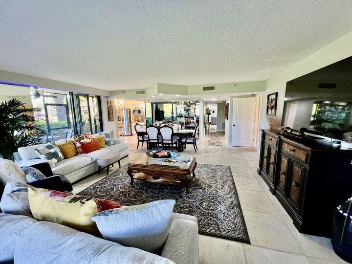 Property Photo:  5257 S Fountains Dr S 105  FL 33467 