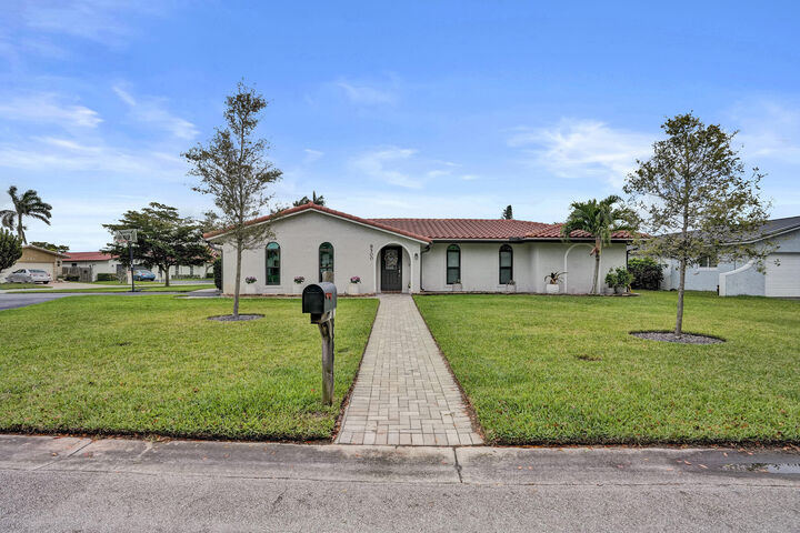 Property Photo:  8500 NW 19th Drive  FL 33071 