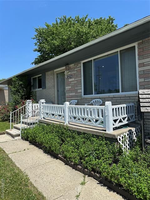 Property Photo:  32302 Ryan Road  MI 48092 