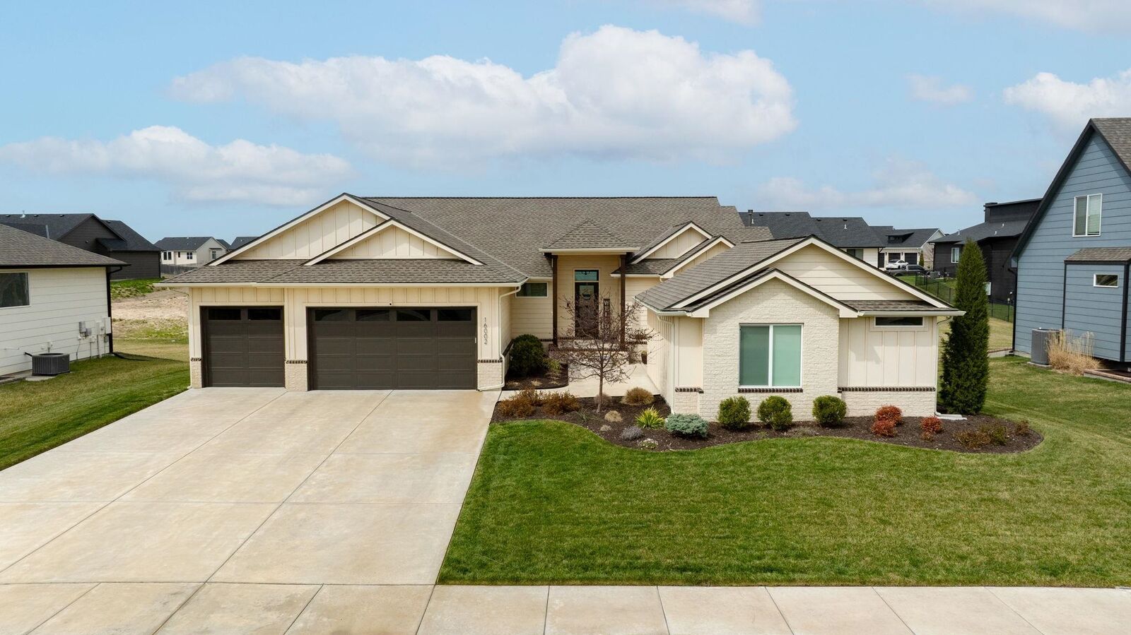 Property Photo:  16002 W Sheriac St  KS 67052 