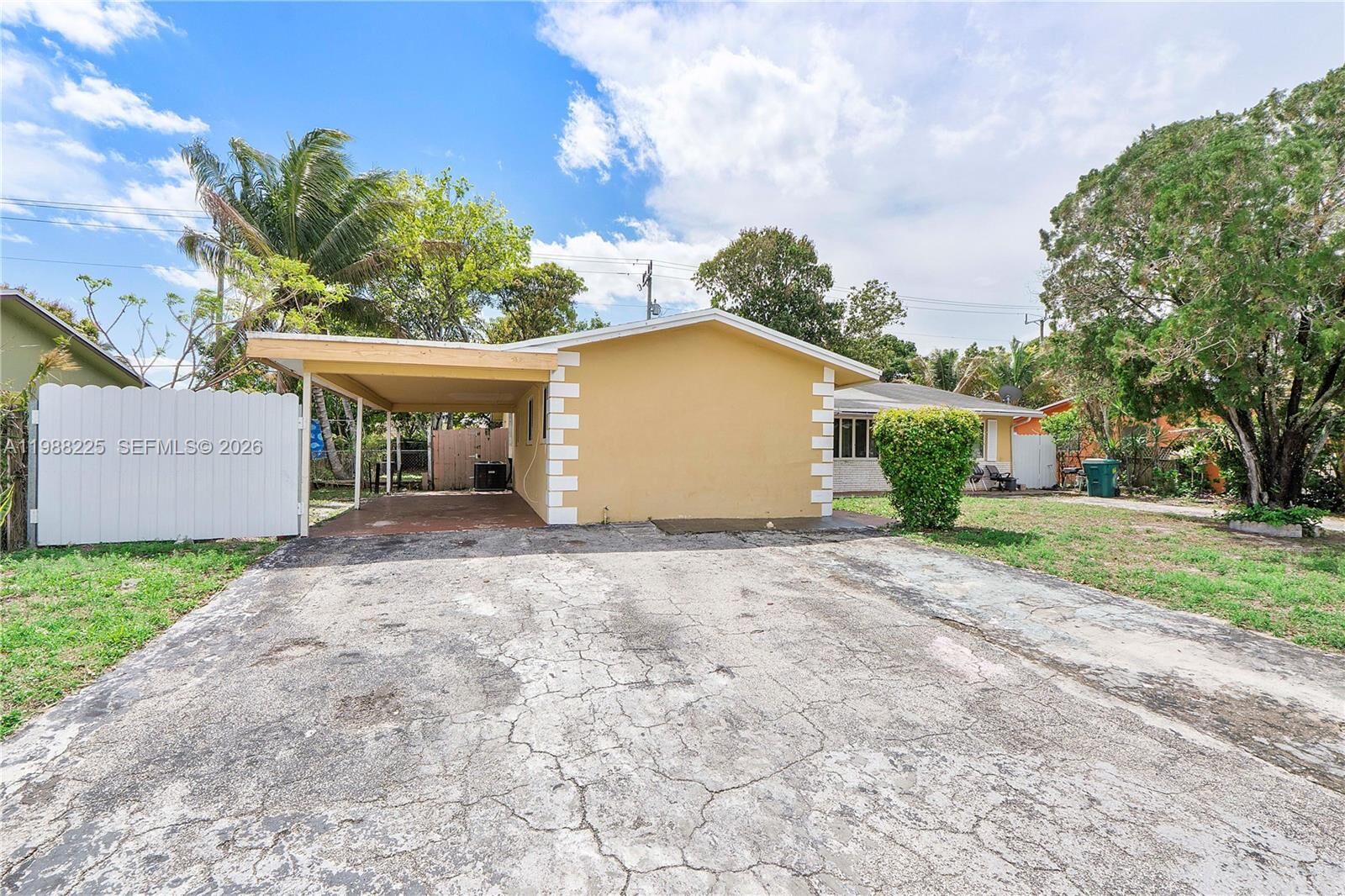 Property Photo: 5320 NW 15th Ct A FL 33313