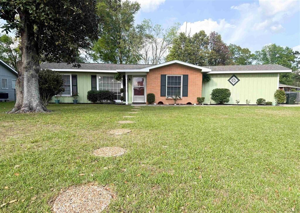Property Photo:  3731 Ohio Street  LA 70607 