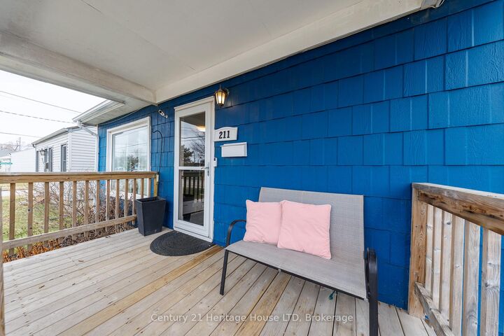 Photo de la propriété: 211 Grantham Avenue ON L2M 4Z1