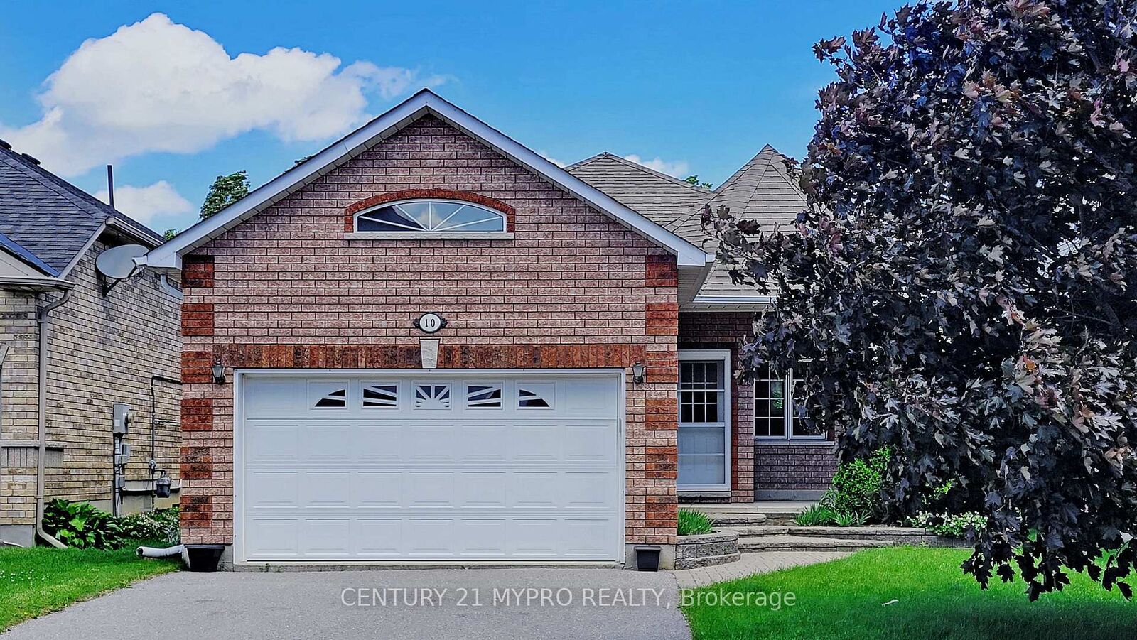 Property Photo:  10 Mauro Court  ON K9K 2P1 