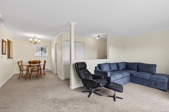 Property Photo:  840 Braidwood Rd #401  BC V9N 3R9 