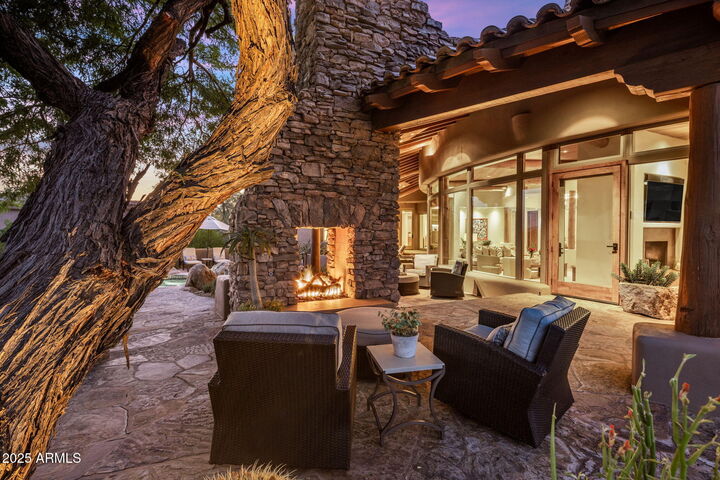 Property Photo: 9290 E Thompson Peak Parkway 463 AZ 85255