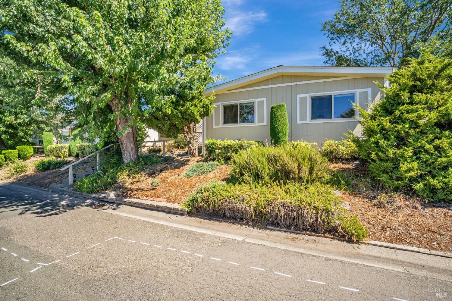 Property Photo:  103 Glenoak Court  CA 95405 