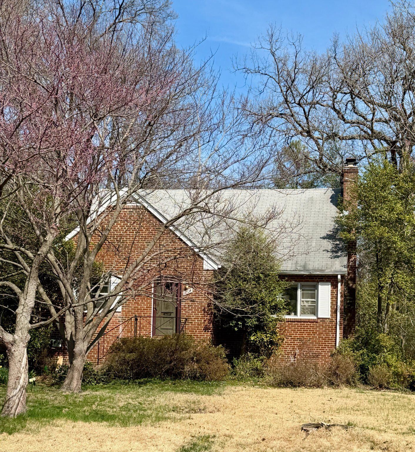 Property Photo:  1008 Poplar Drive  VA 22046 