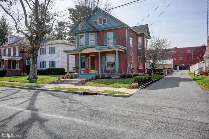 Property Photo:  530 E Catherine Street  PA 17201 