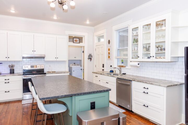 Property Photo:  303 Oliver Street  AR 72034 