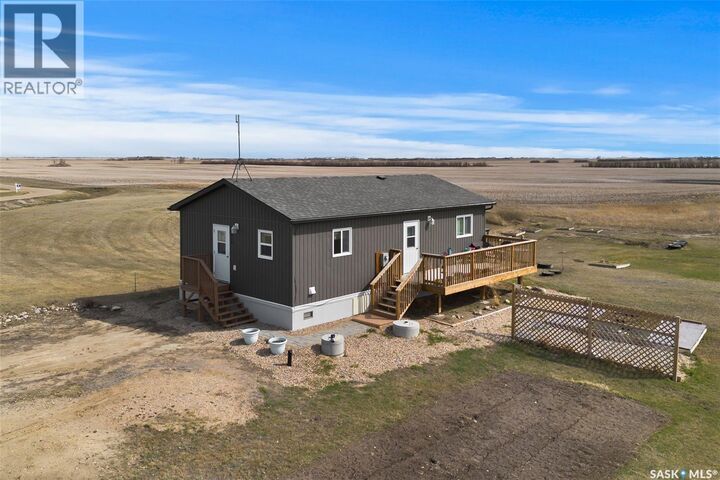 Property Photo:  213 Barber Road  SK S0G 4V0 