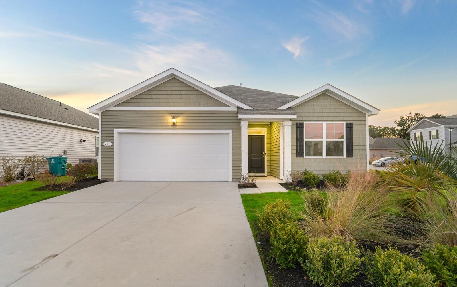 Property Photo: 600 Table Rock Court SC 29579