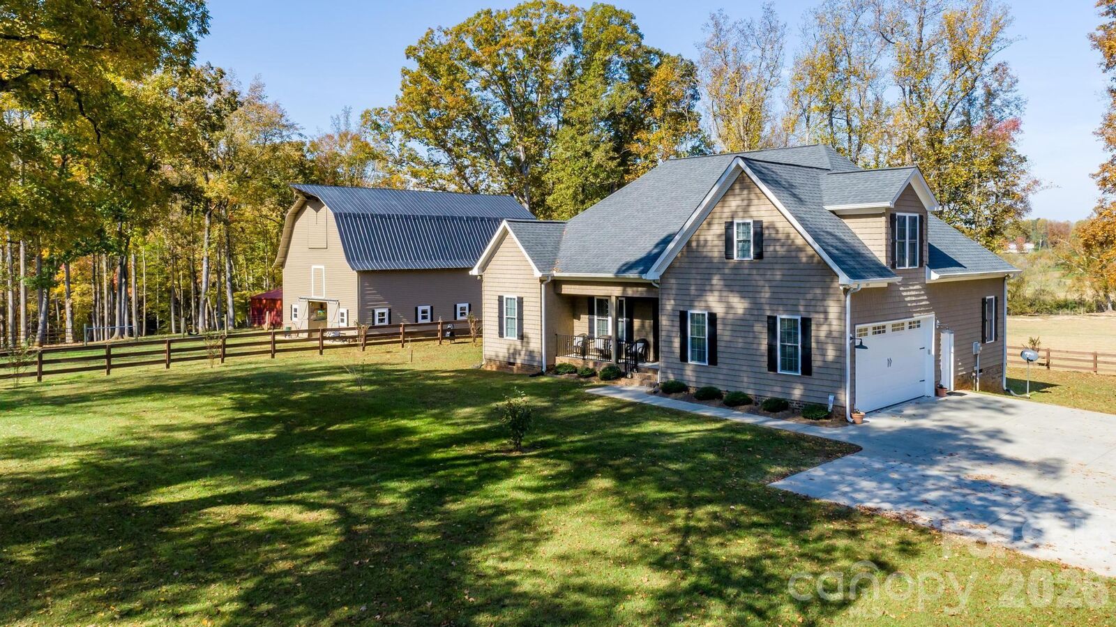 Property Photo:  1579 Jennings Road  NC 28625 