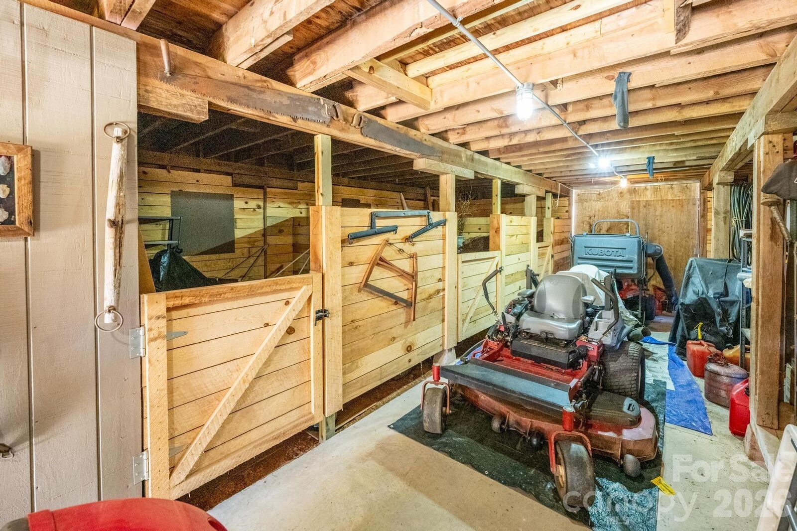 Property Photo:  1579 Jennings Road  NC 28625 