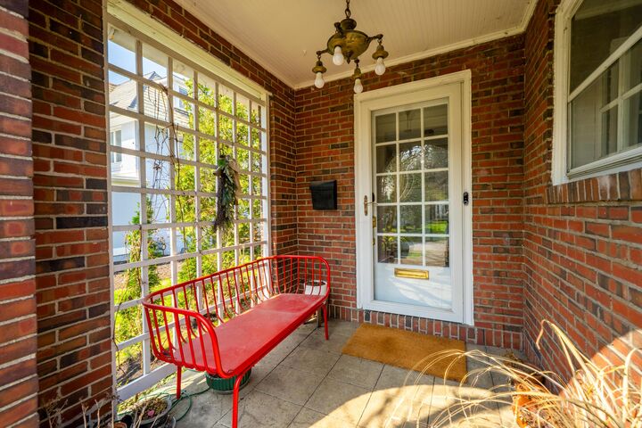 Property Photo:  2188 Bryden Road  OH 43209 