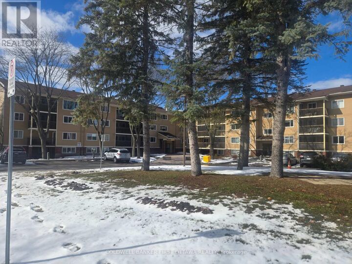 Photo de la propriété:  6376 Bilberry Drive 205  ON K1C 4P6 