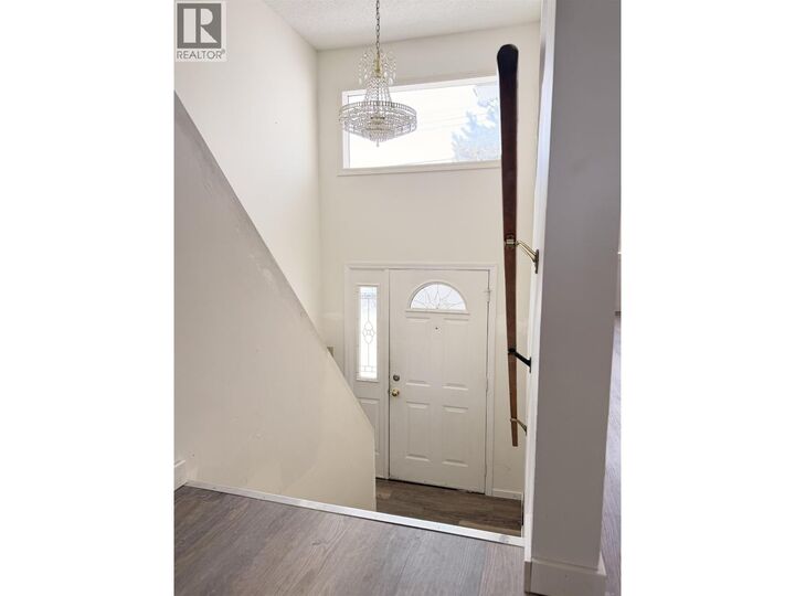 Property Photo:  5 Munro Crescent  BC V0J 2C0 