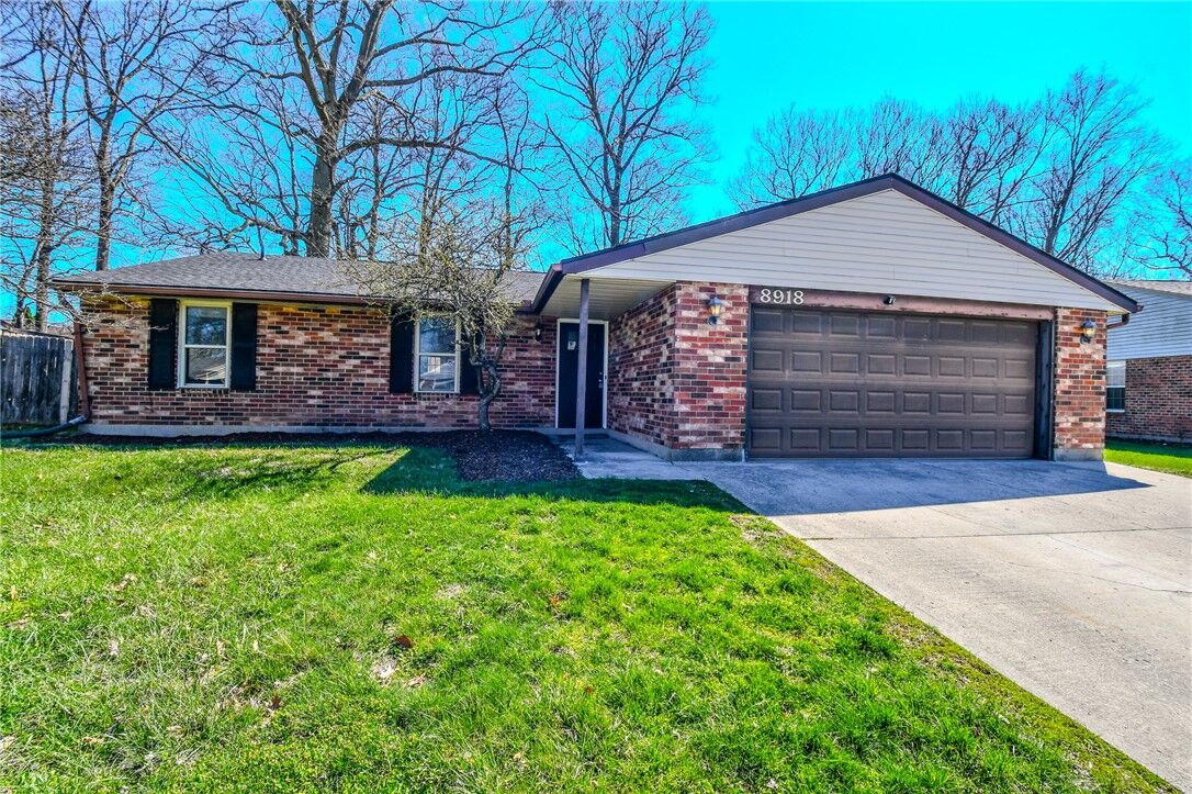 Property Photo:  8918 Autumngate Lane  OH 45424 