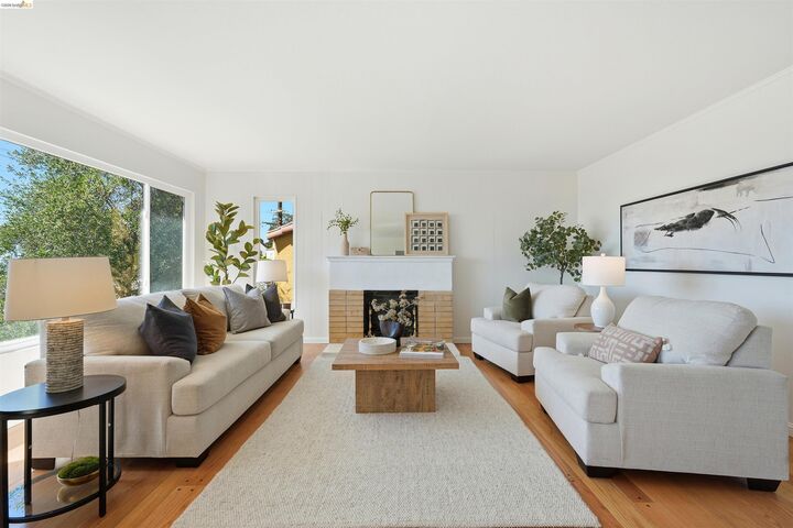 Property Photo:  1902 Hoover Ave.  CA 94602 