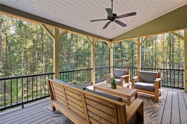 Property Photo: 4802 Township Brow GA 30066