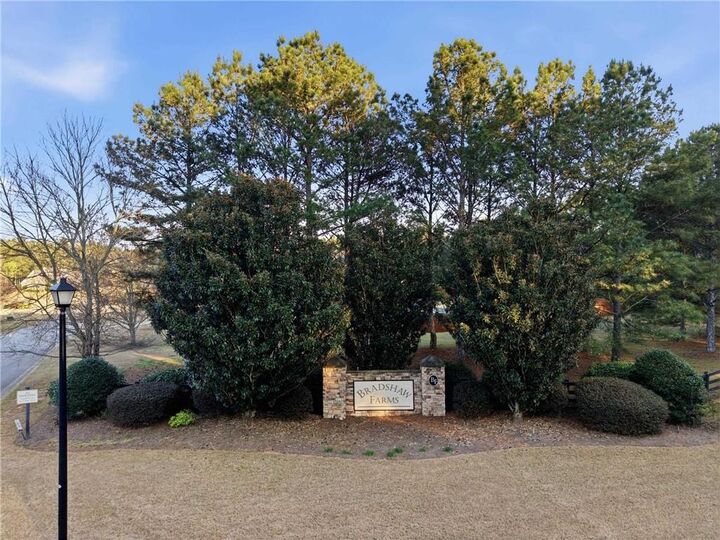 Property Photo:  37 Farmstead Way  GA 30276 