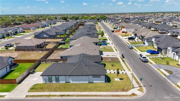 Property Photo:  3304 E Rabbit Run Avenue E  TX 78573 