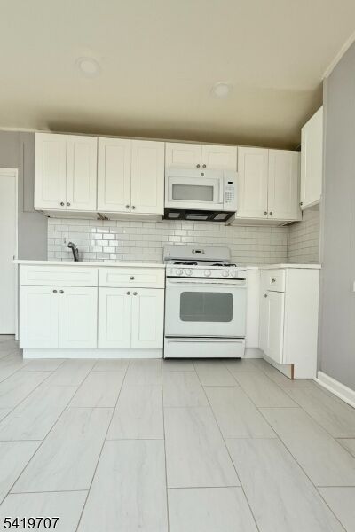 Property Photo:  500 Bond St  NJ 07206 