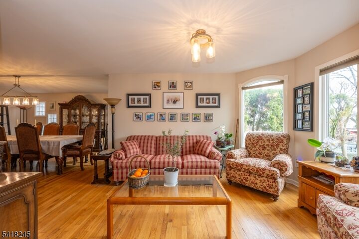 Property Photo: 35 Turnberry Rd NJ 07424