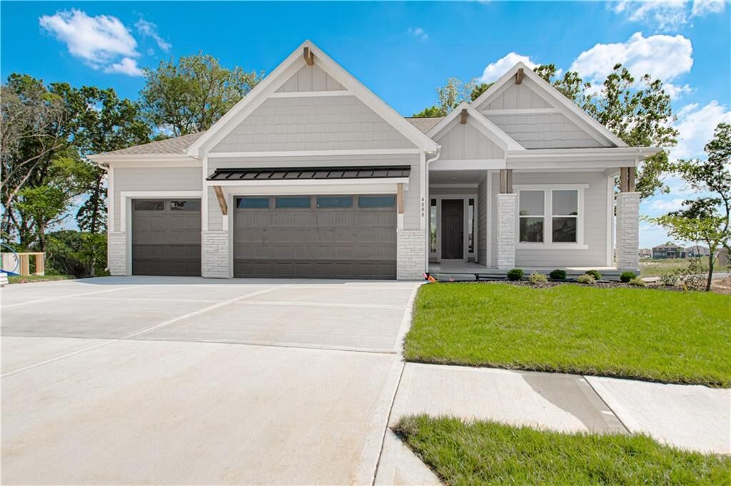 Property Photo: 4800 NW Huonker Court MO 64150