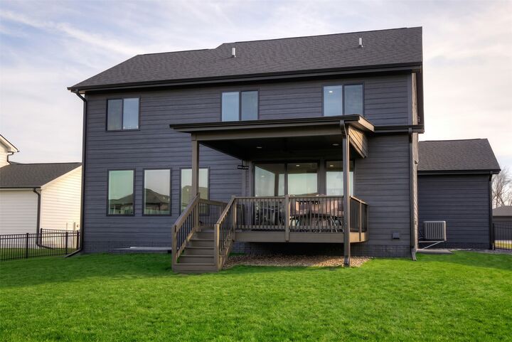 Property Photo:  18328 Tanglewood Drive  IA 50325 