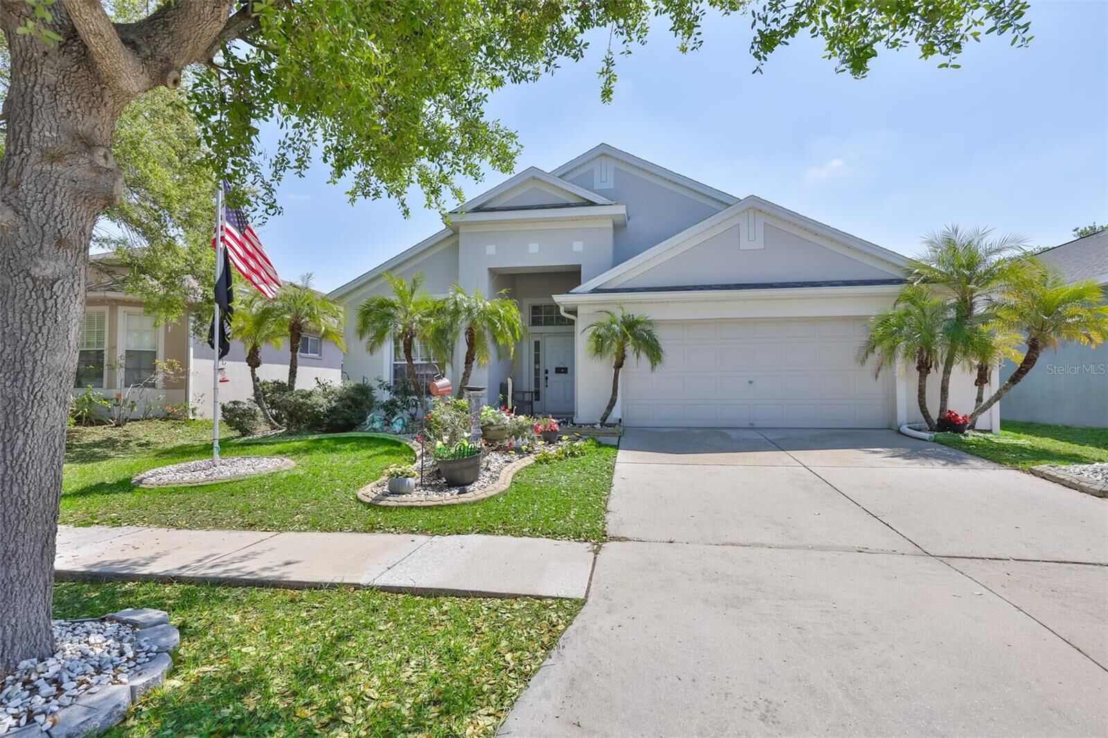 Property Photo: 5223 Clover Mist Drive FL 33572