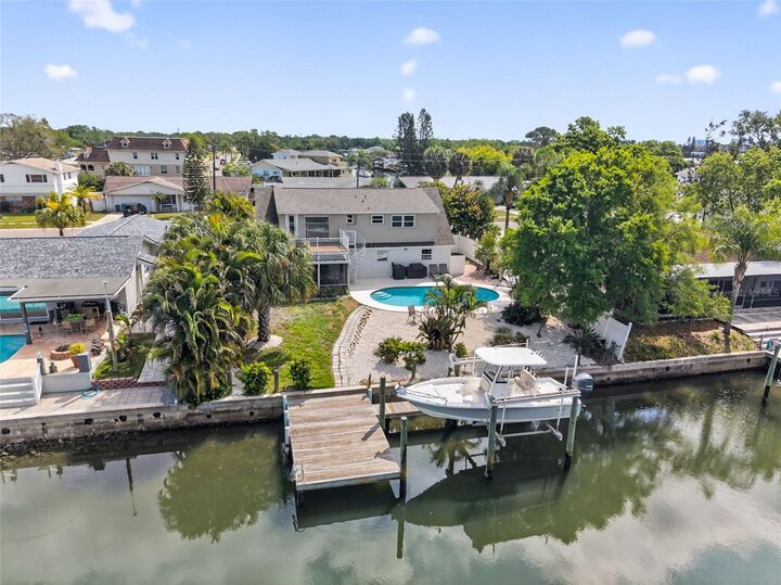 Property Photo: 4626 Bay Crest Drive FL 33615