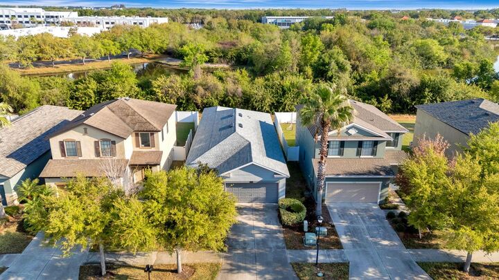 Property Photo:  9116 Mountain Camellia Lane  FL 33578 