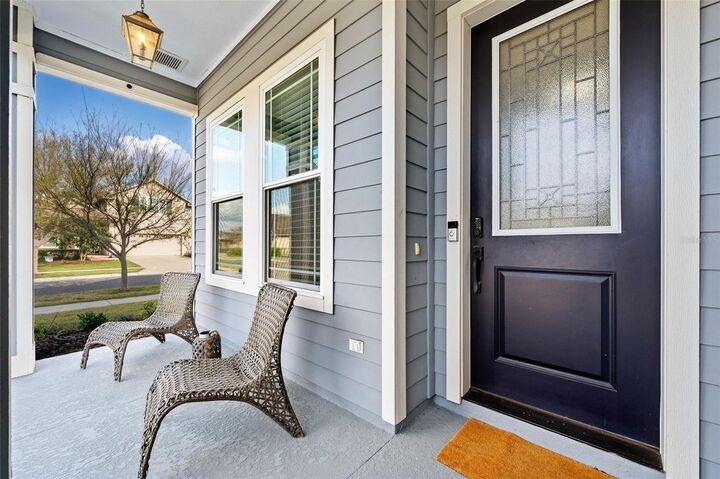 Property Photo: 11869 SW 28th Avenue FL 32608