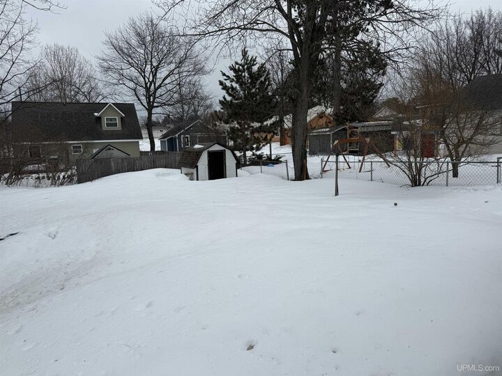 Property Photo:  1440 Lynn Avenue  MI 49855 