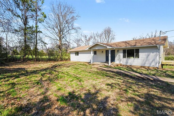 Property Photo:  2901 Jack Lynn Drive  MO 63052 