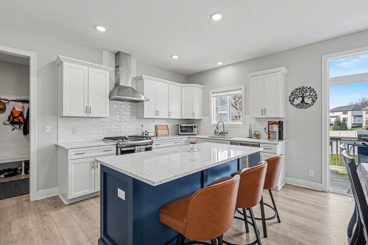 Property Photo: 2803 Pinehill Drive MI 49424