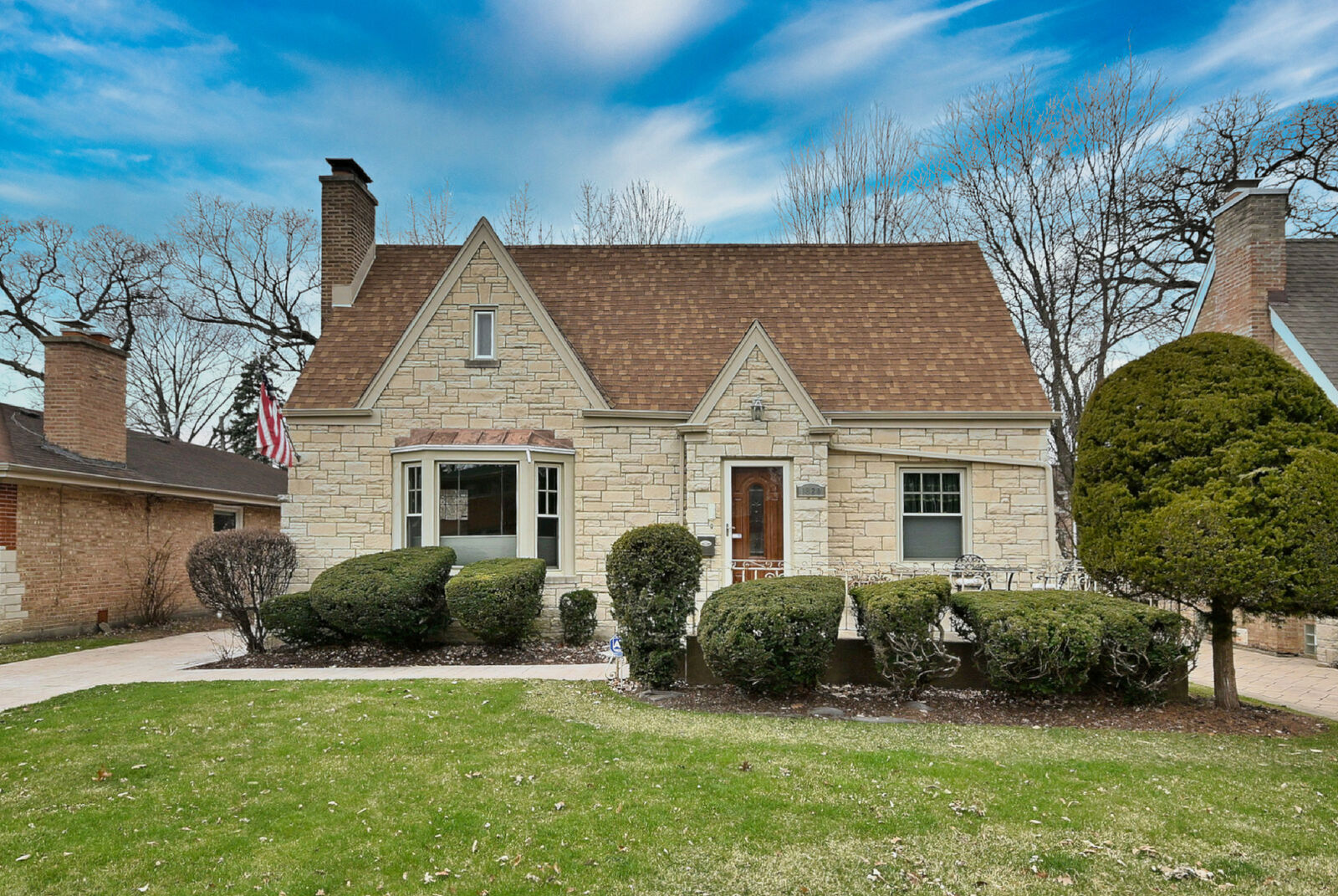 Property Photo: 1820 N 78th Court IL 60707