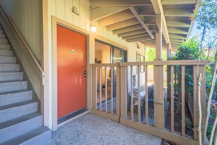 Property Photo:  515 Ramona Court 1  CA 93940 