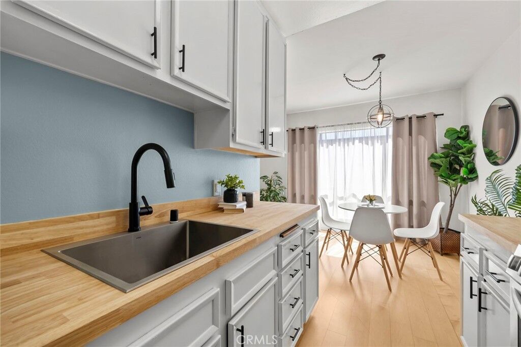 Property Photo:  #425 N Fuller 425  CA 90046 