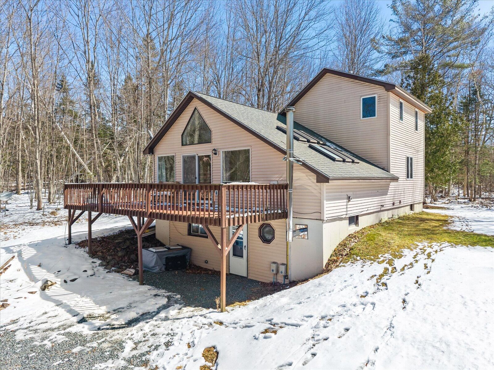 Property Photo:  36 McKinnon Road  ME 04416 