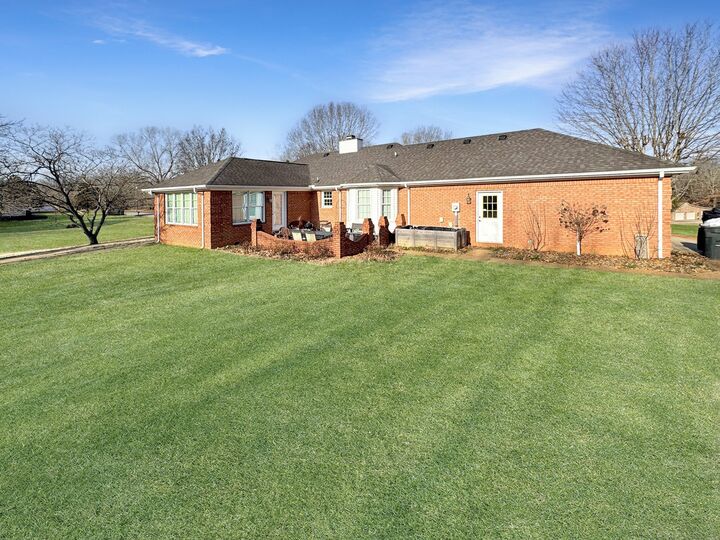 Property Photo:  108 N Scenic Shore Dr  TN 37058 