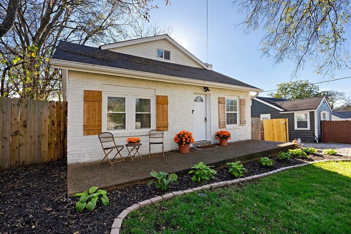 Property Photo:  302 Dupont Ave  TN 37115 