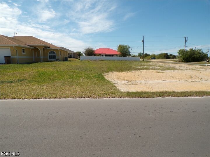 Property Photo: 1910 NE 8th Place FL 33909