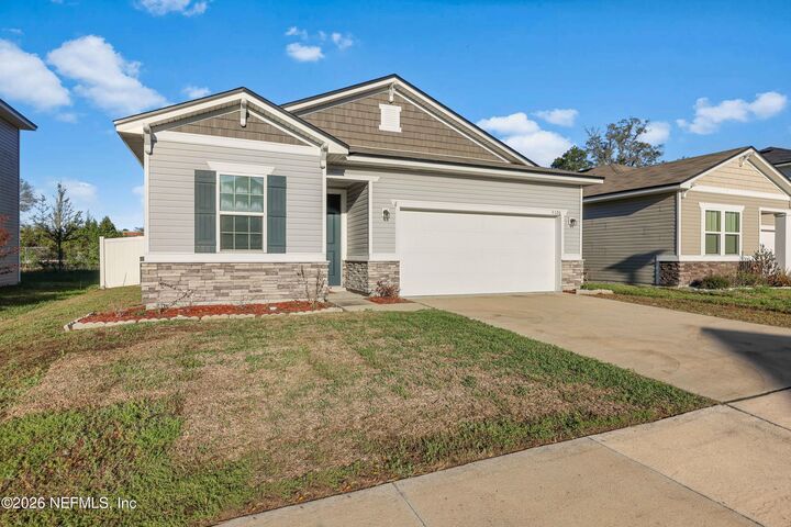 Property Photo:  5120 Sawmill Pt Way  FL 32210 