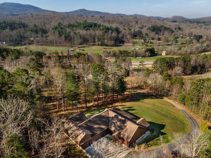 Property Photo:  45 Turning Lay Road  GA 30560 