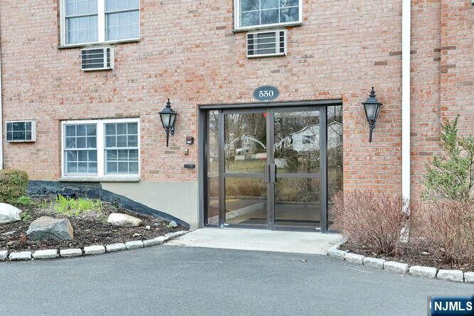 Property Photo:  550 Fairview Avenue 308  NJ 07675 
