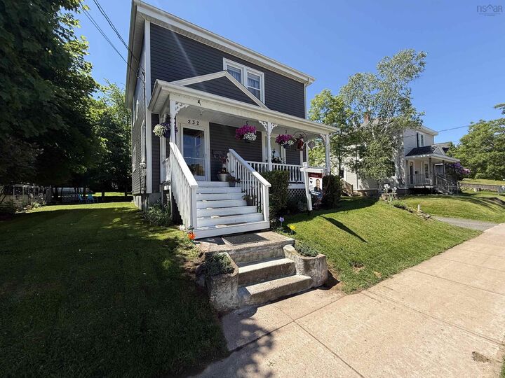 232 Brunswick Street — photo 1